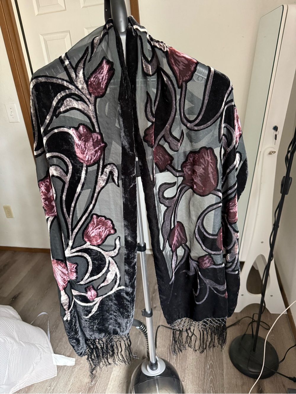 100% Silk Velvet Burnout Floral Scarf Shawl Wrap Fringe 21x70